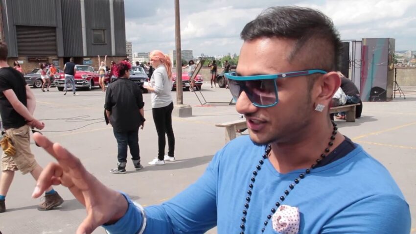 yo yo honey singh watch price